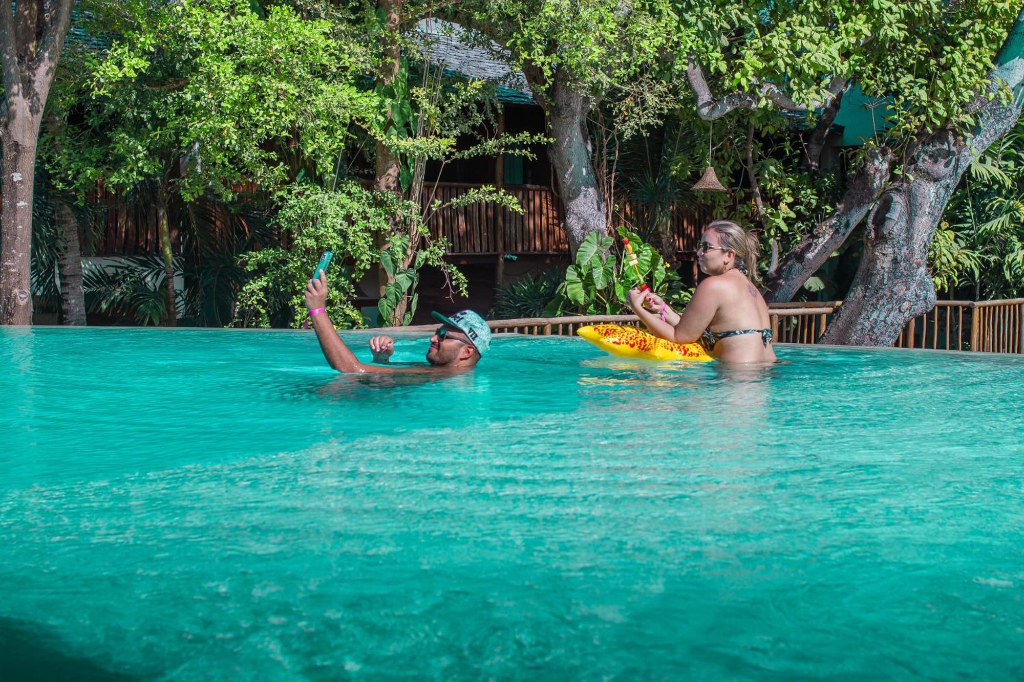 Cafe Jeri Hotel Jijoca de Jericoacoara Bagian luar foto Swimming pool at the resort