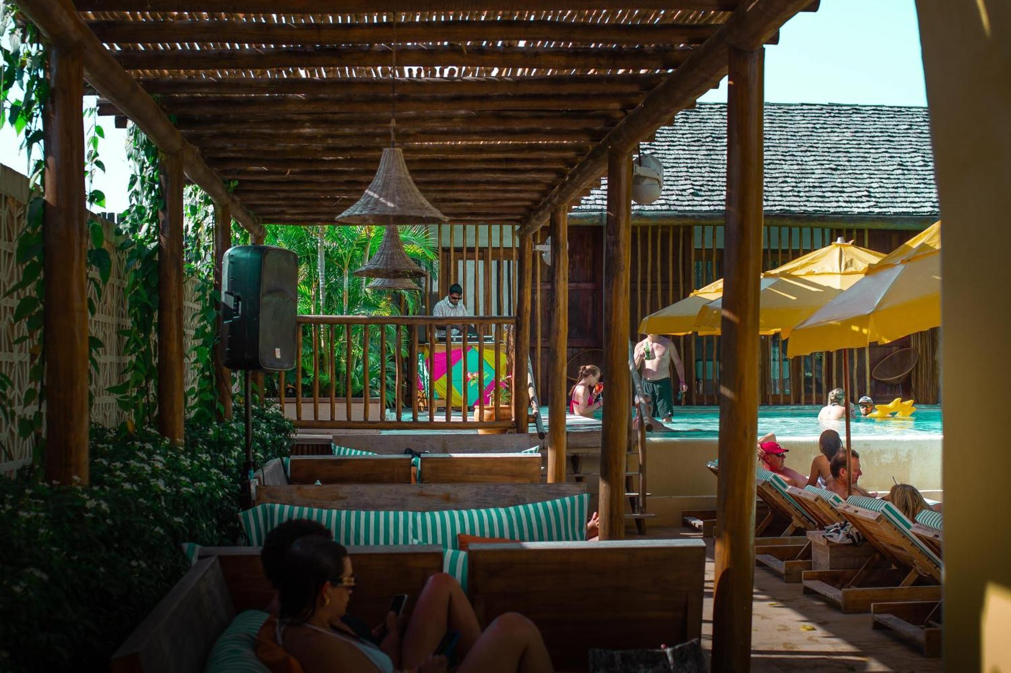 Cafe Jeri Hotel Jijoca de Jericoacoara Bagian luar foto The pool at the hotel